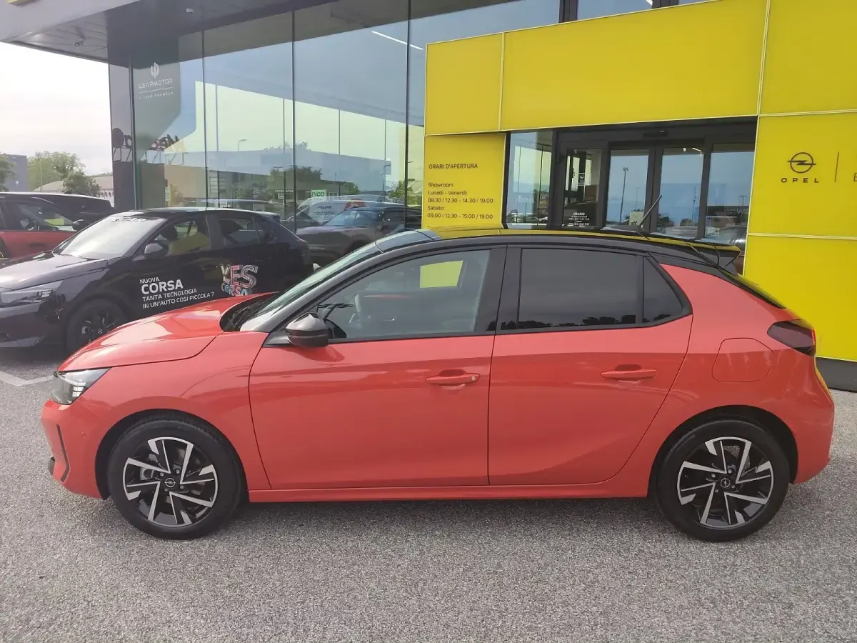 Nuova Opel Corsa 110 CV (80 kW) 2026 Utilitaria