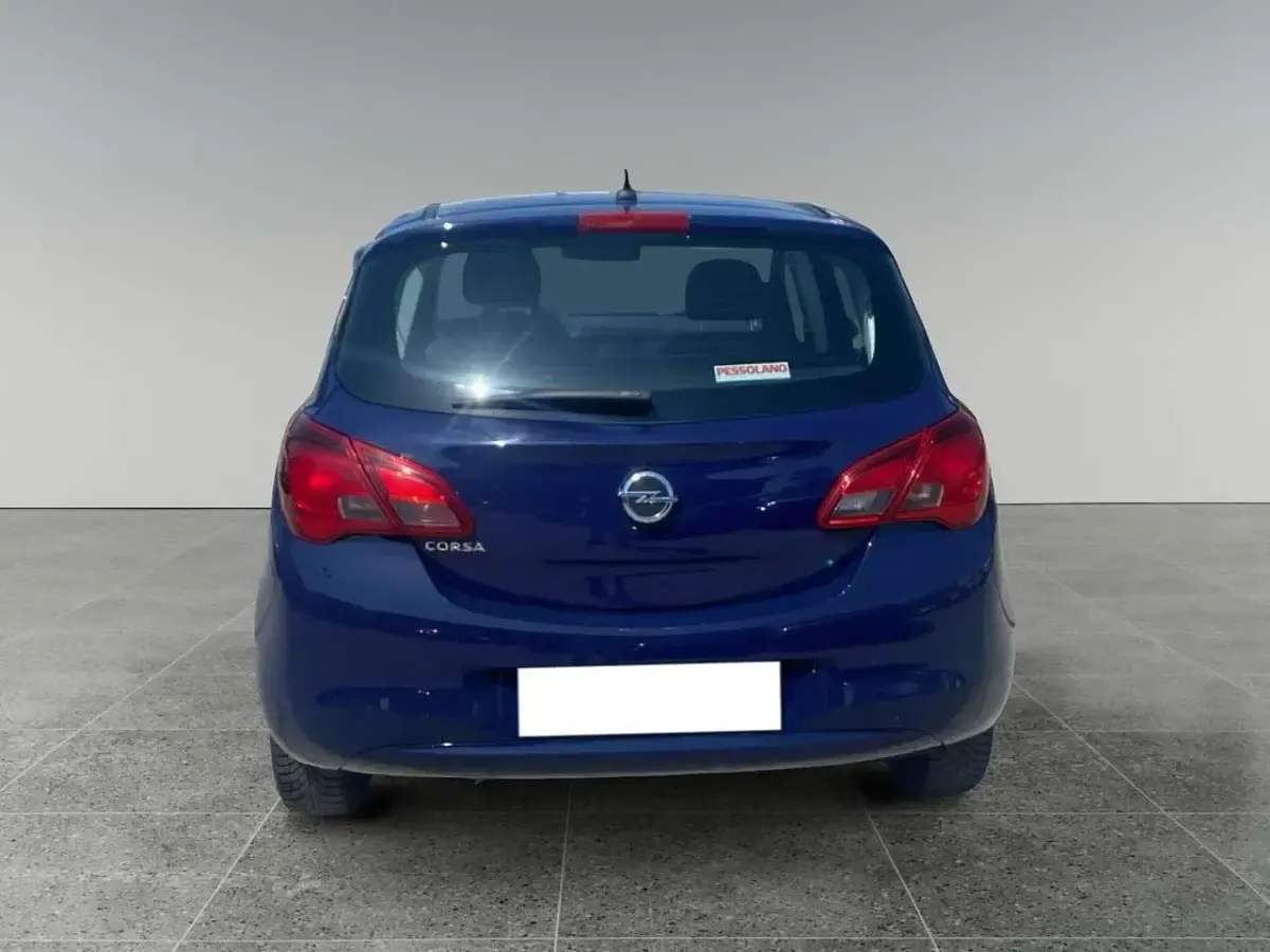 Usata Opel Corsa Cosmo 90 CV (66 kW) 2016 Blu/azzurro Utilitaria