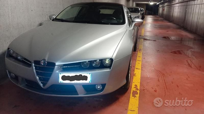Usata Alfa Romeo Brera 185 CV (136 kW) 2006 Grigio Coupé