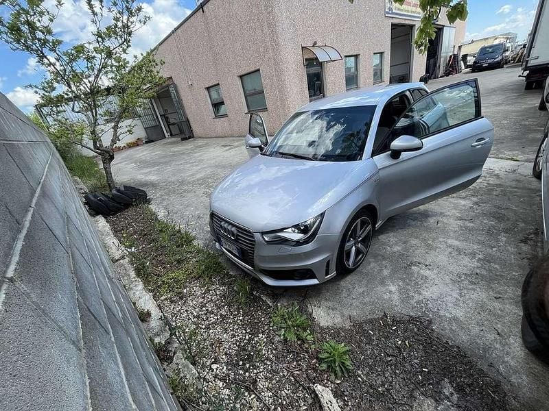 Usata Audi A1 Ambition 143 CV (105 kW) 2012 Utilitaria