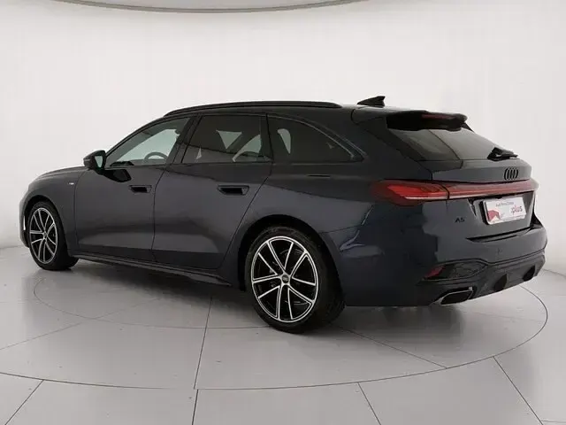 Usata Audi A5 S-Line 204 CV (150 kW) 2025 Blu firmamento metallizzato Station wagon