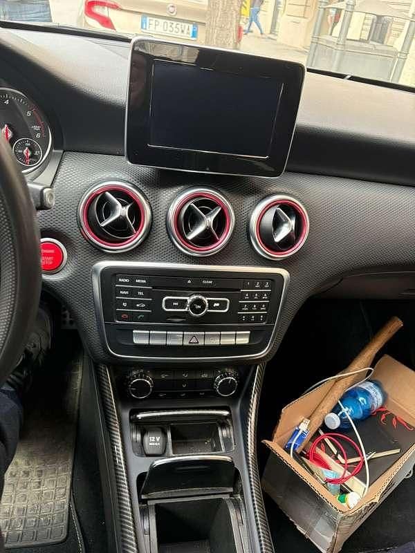 Usata Mercedes A160 90 CV (66 kW) 2018 Berlina