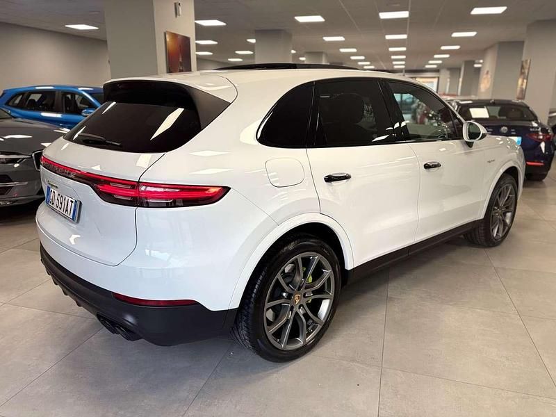 Usata Porsche Cayenne 340 CV (250 kW) 2020 Bianco SUV