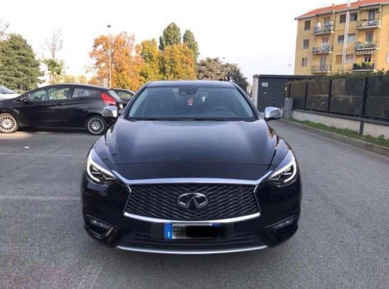 Usata 2017 Infiniti Q30 Premium Due volumi | 11.900 € (Ottimo prezzo) - Immagine 1/4