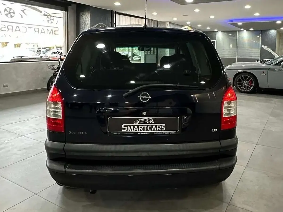 Usata Opel Zafira Comfort 125 CV (91 kW) 2003 Blu/azzurro Monovolume