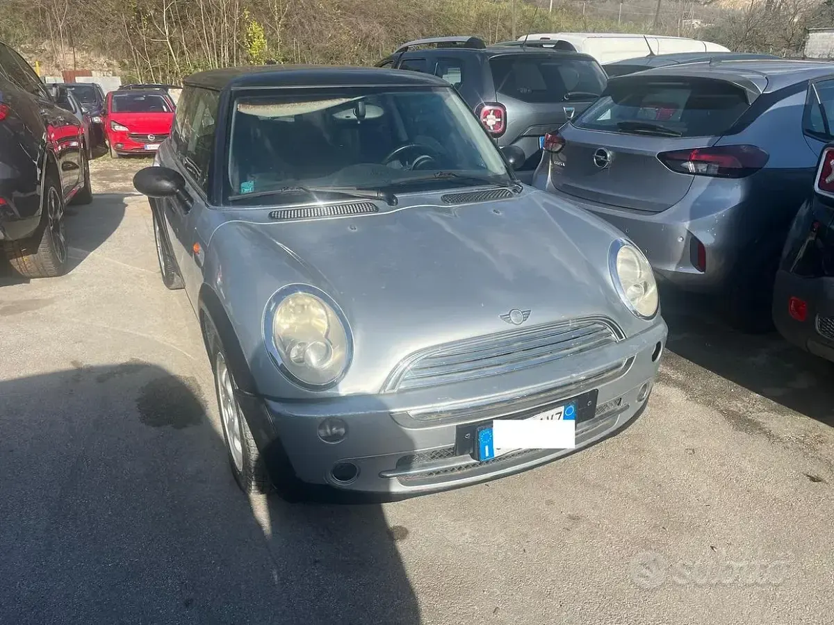 Usata Mini ONE 90 CV (66 kW) 2005 Grigio Utilitaria