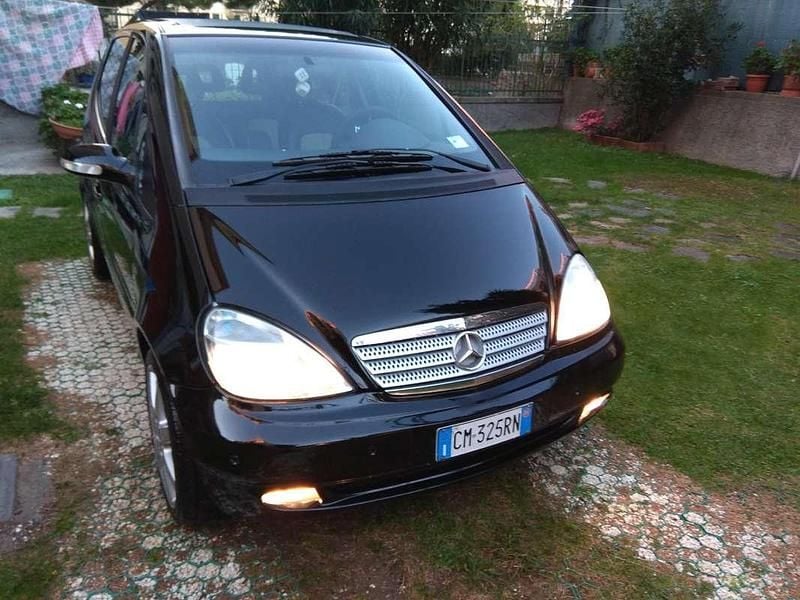 Usata Mercedes A210 140 CV (102 kW) 2004 Nero Berlina