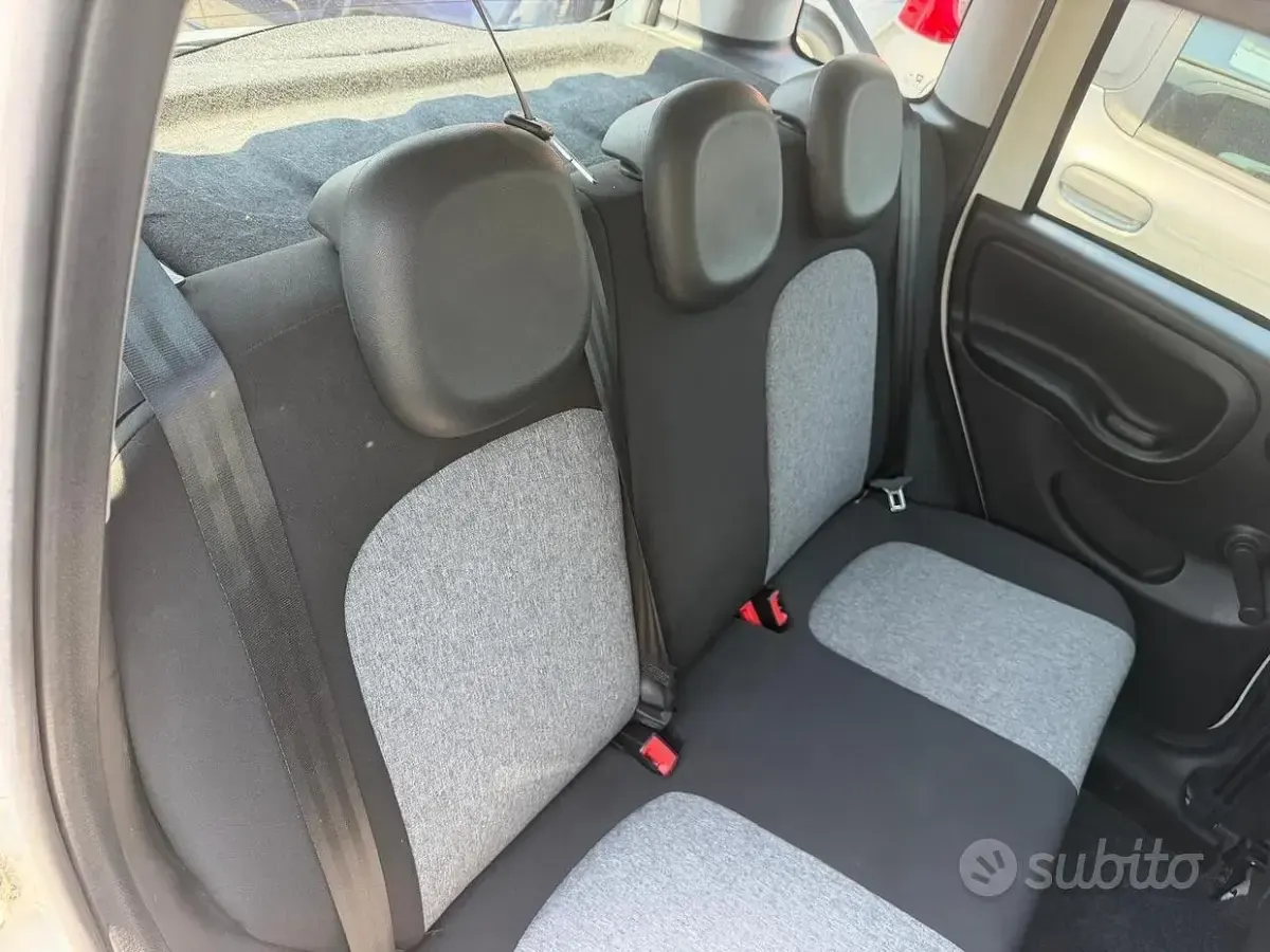 Usata Fiat Panda Easy 69 CV (50 kW) 2020 Bianco Utilitaria