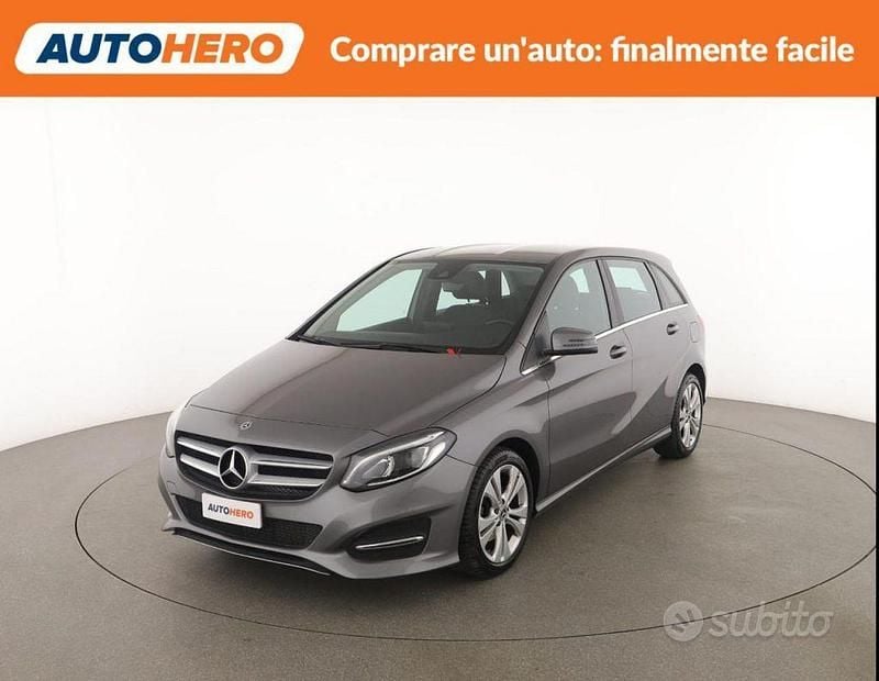 Usata Mercedes B160 AMG 102 CV (75 kW) 2018 Monovolume