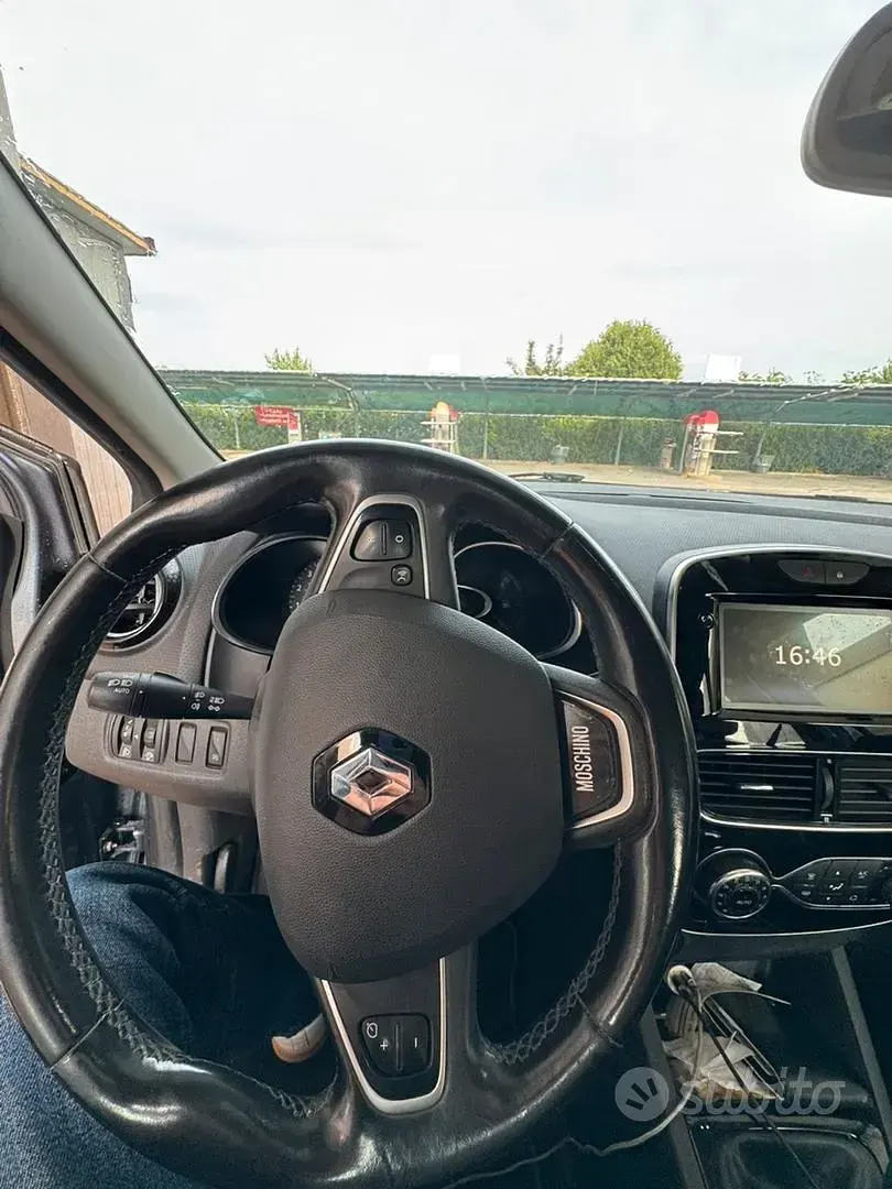 Usata Renault Clio 75 CV (55 kW) 2019 Utilitaria