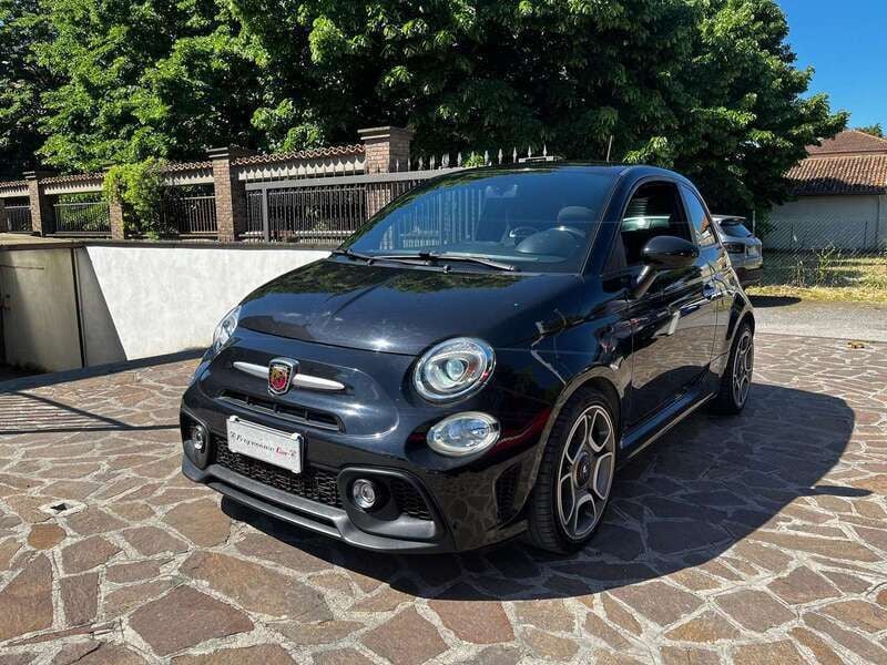 Nero Usata 2017 Abarth 595 Due volumi | 13.990 € (Buon prezzo) - Immagine 1/4
