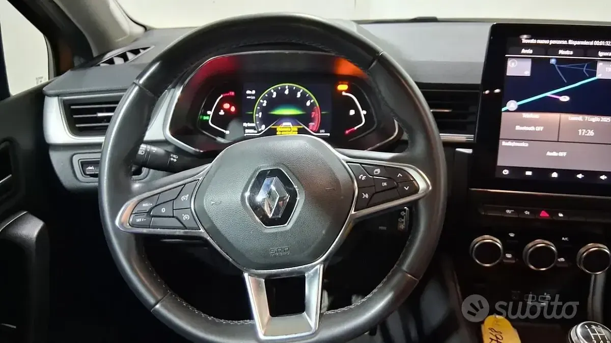 Usata Renault Captur Intens 101 CV (74 kW) 2020 Marrone SUV