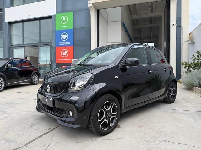 Nero Usata 2019 Smart ForFour Superpassion Utilitaria | 15.900 € (Molto cara) - Immagine 1/4