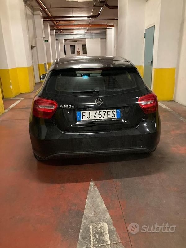 Usata Mercedes CLA180 109 CV (80 kW) 2017 Nero Berlina