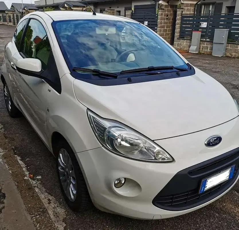 Usata Ford Ka Titanium 69 CV (50 kW) 2011 Utilitaria
