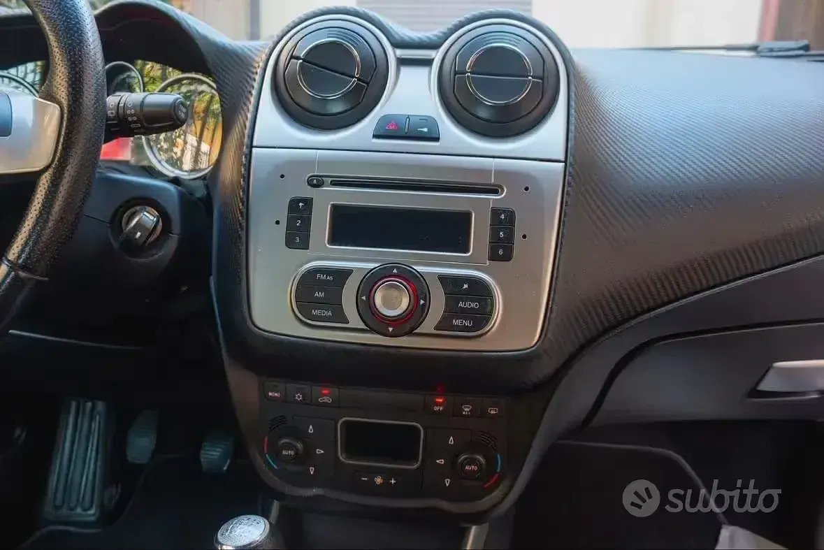 Usata Alfa Romeo MiTo 95 CV (69 kW) 2011 Giallo Utilitaria