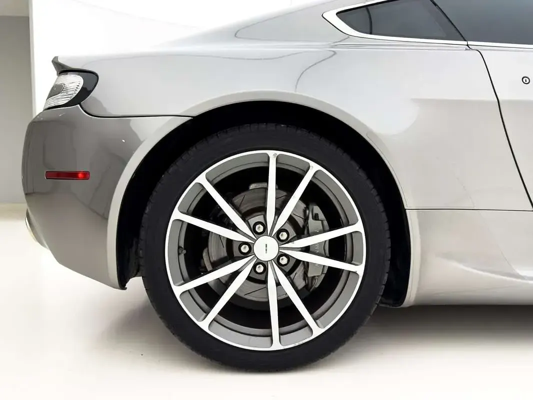 Usata Aston Martin V8 Vantage 426 CV (313 kW) 2010 Coupé
