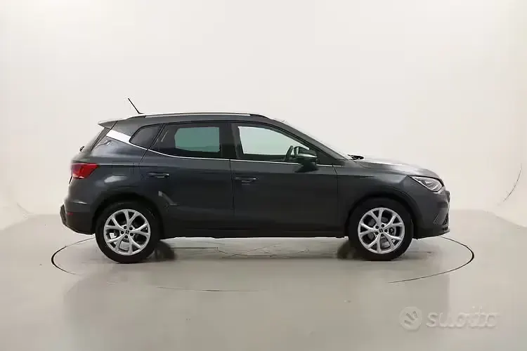 Usata Seat Arona FR 110 CV (80 kW) 2023 Grigio SUV