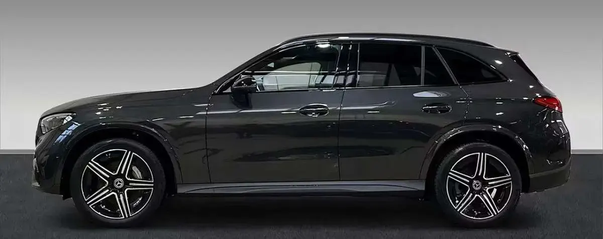 Usata Mercedes GLC220 Premium 197 CV (144 kW) 2026 Grigio SUV