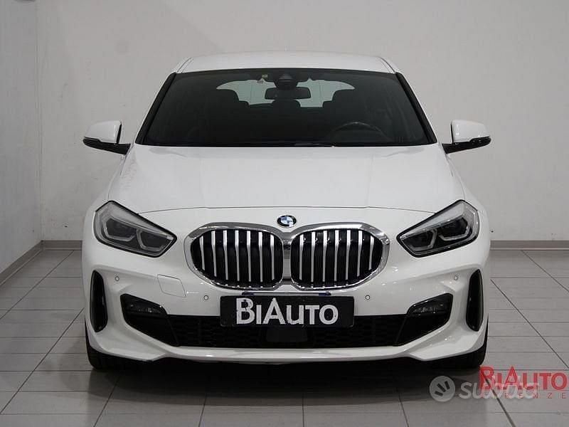 Usata BMW 116 M Sport 116 CV (85 kW) 2020 Bianco Utilitaria