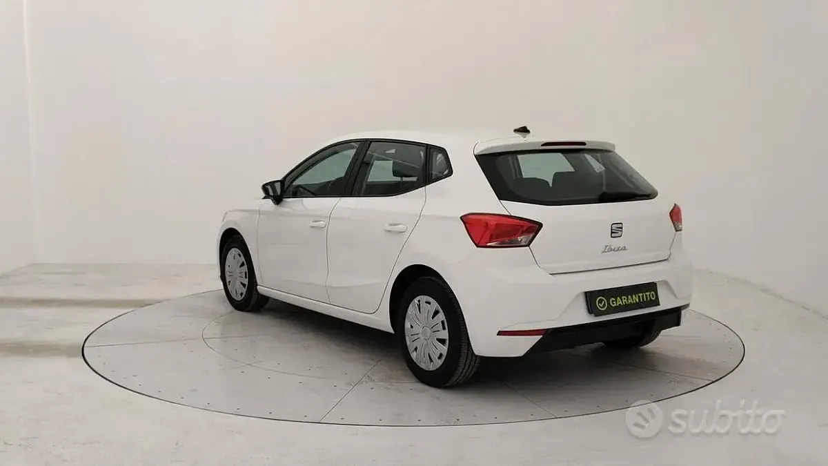 Usata Seat Ibiza Reference 90 CV (66 kW) 2022 Bianco Utilitaria