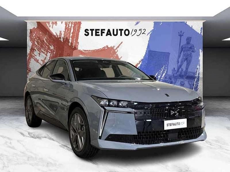 Nuova DS Automobiles DS4 136 CV (100 kW) 2025 Cachemire Berlina