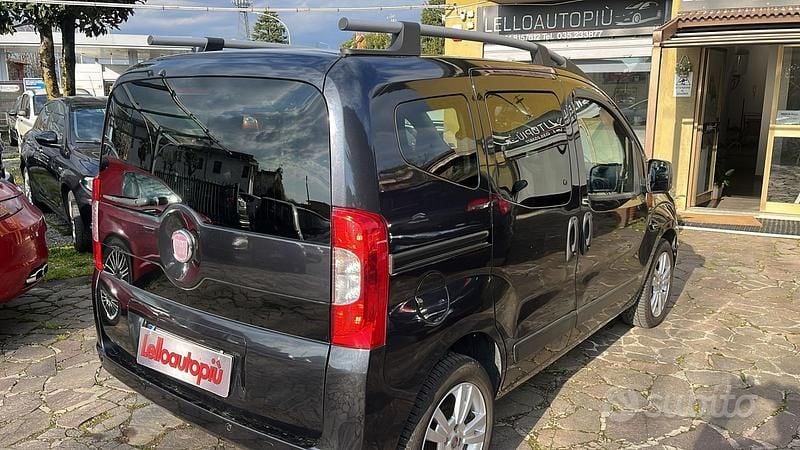 Usata Fiat Qubo Trekking 75 CV (55 kW) 2011 Nero Monovolume
