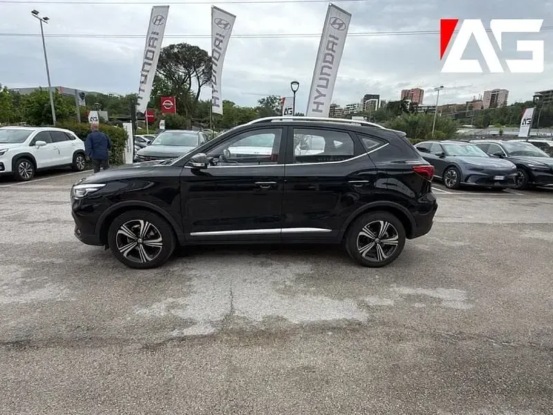 Usata MG ZS Comfort 106 CV (77 kW) 2024 Nero SUV