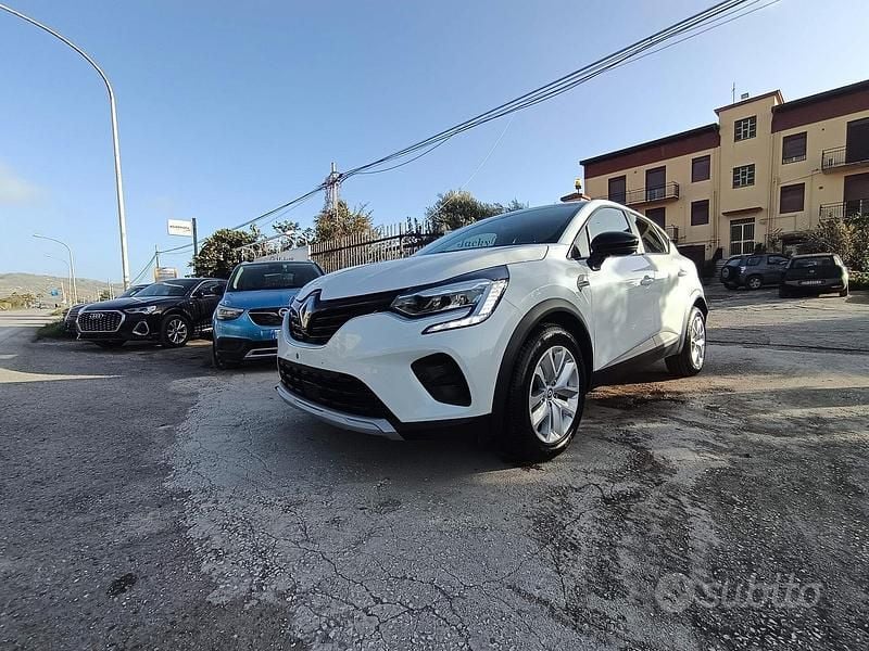 Usata Renault Captur Zen 91 CV (66 kW) 2022 Bianco SUV