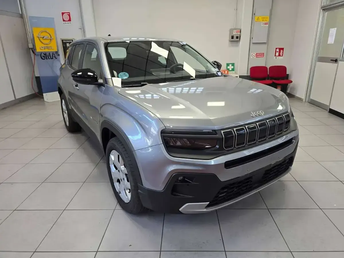 Usata Jeep Avenger Altitude 101 CV (74 kW) 2025 Grigio SUV