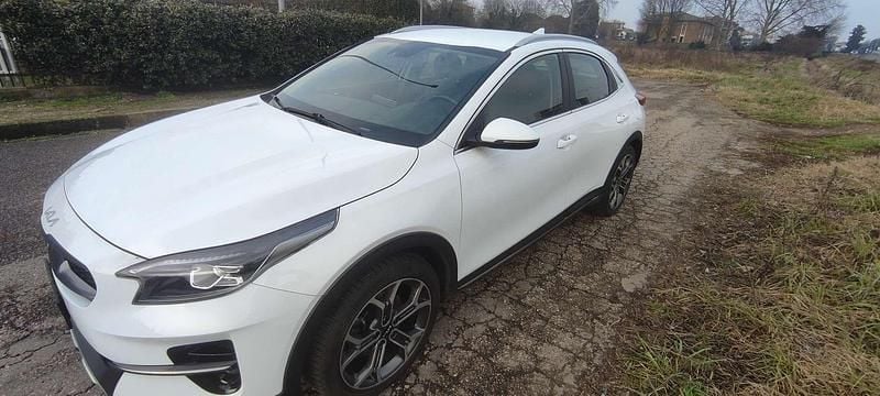 Usata Kia XCeed 120 CV (88 kW) 2022 Bianco SUV