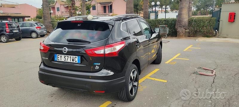 Usata Nissan Qashqai 115 CV (84 kW) 2015 Nero SUV
