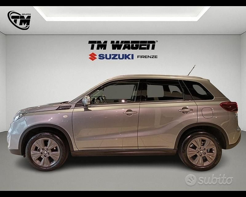 Usata Suzuki Vitara Cool 129 CV (94 kW) 2024 Grigio SUV