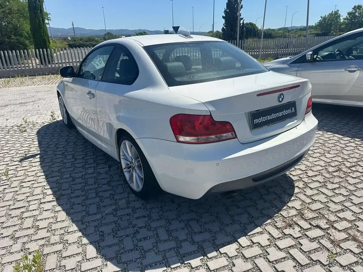 Usata BMW 123 Coupé M Sport 204 CV (150 kW) 2012 Bianco Coupé