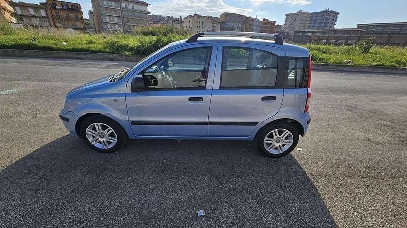 Usata Fiat Panda Emotion 69 CV (50 kW) 2010 Utilitaria