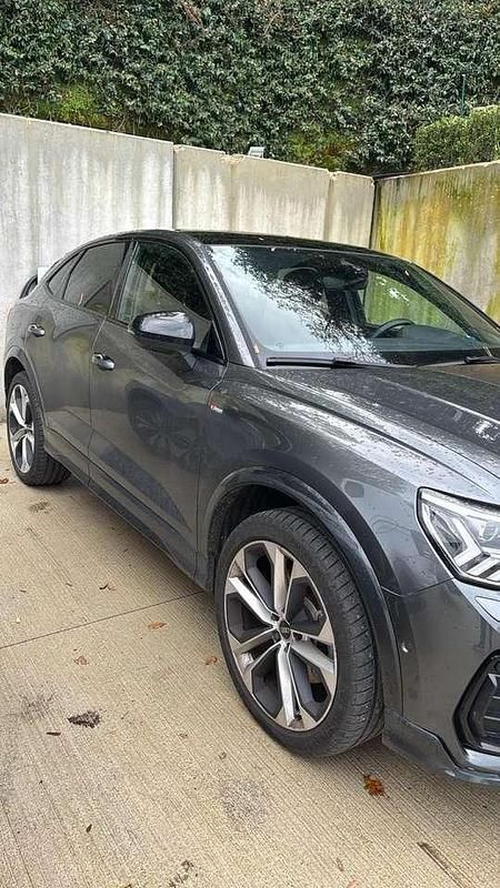 Usata Audi Q3 Sportback S-Line 150 CV (110 kW) 2024 Grigio SUV