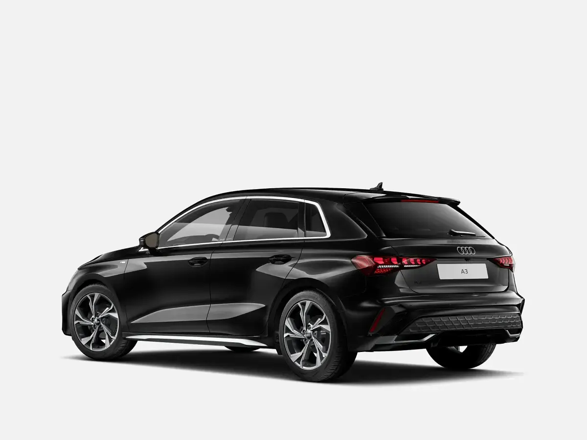 Nuova Audi A3 S-Line 150 CV (110 kW) 2026 Nero mythos metallizzato