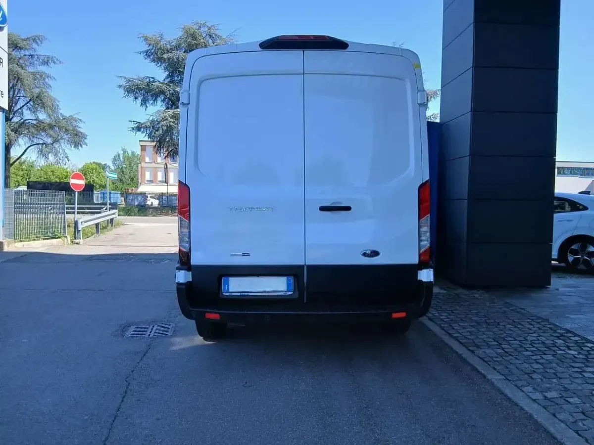 Usata Ford Transit 131 CV (96 kW) 2020 Bianco Furgone