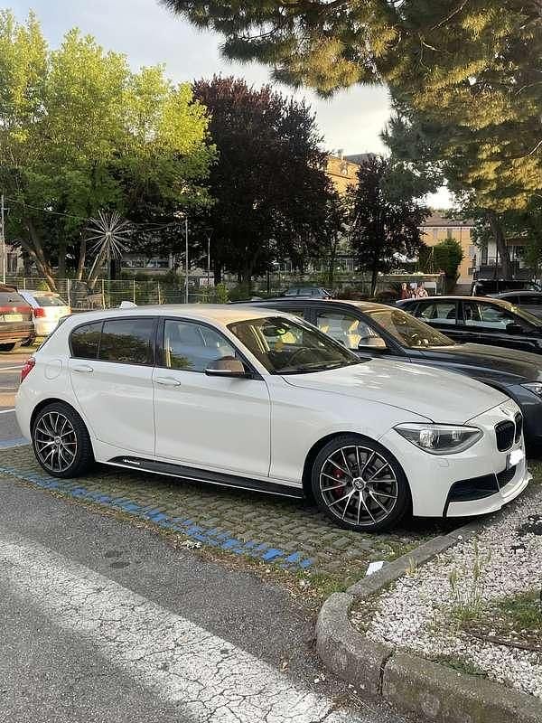 Usata BMW 120 Sport Line 184 CV (135 kW) 2012 Utilitaria