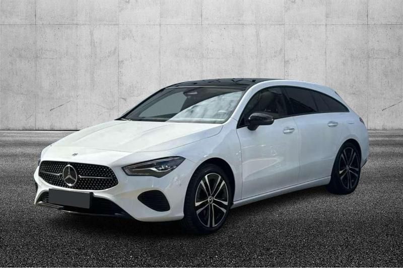 Bianco Usata 2023 Mercedes CLA180 Shooting Brake Progressive Station wagon | 31.950 € (Buon prezzo) - Immagine 1/4