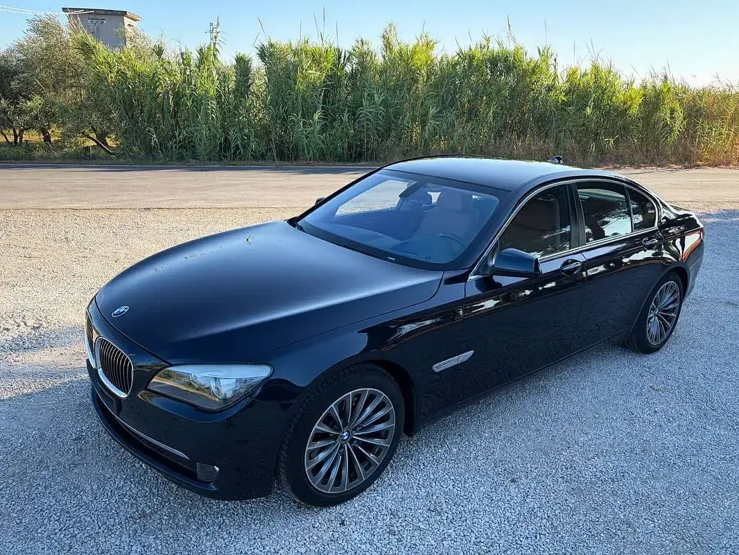 Usata BMW 730L Comfort Edition 245 CV (180 kW) 2010 Berlina
