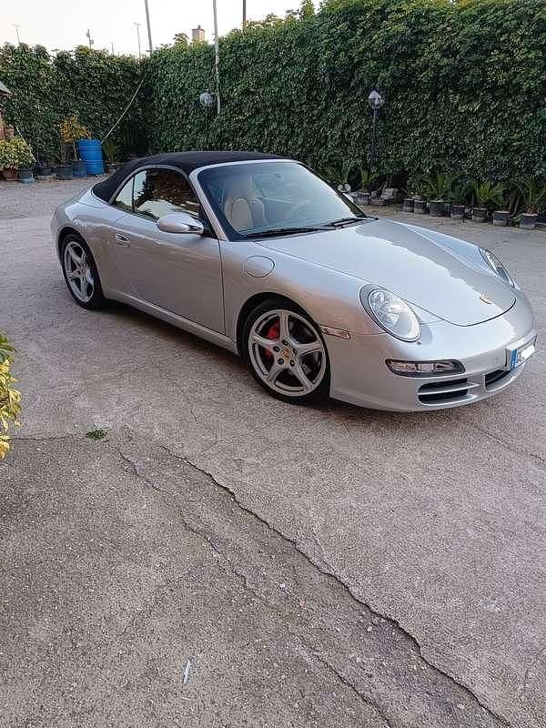 Usata Porsche 911 Carrera S Cabriolet 355 CV (261 kW) 2006 Argento Cabrio