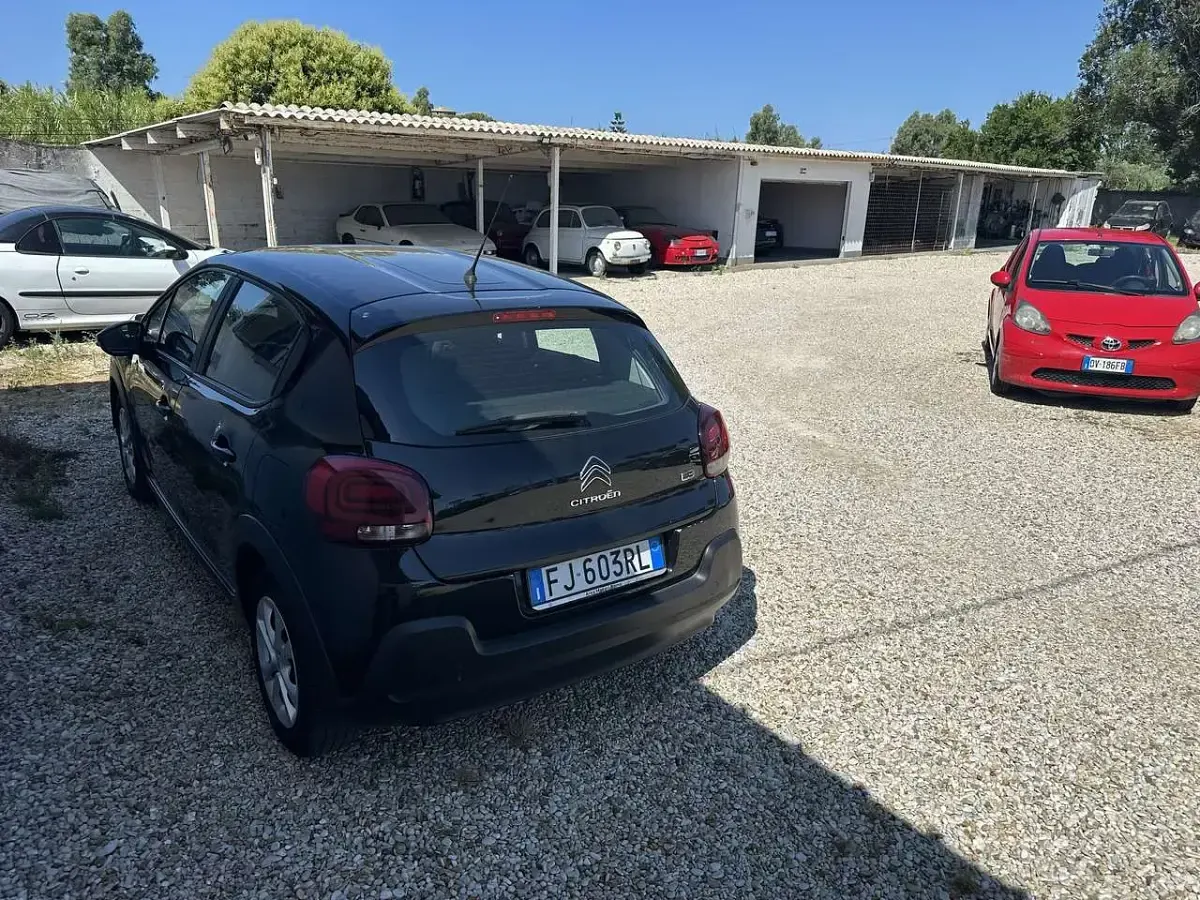 Usata Citroën C3 PureTech 82 CV (60 kW) 2017 Nero Berlina