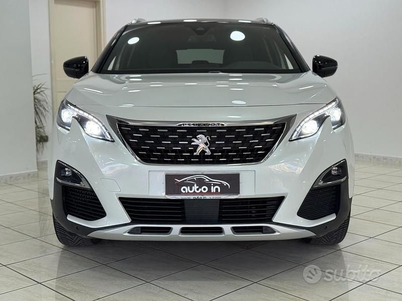 Bianco Usata 2018 Peugeot 3008 GT-line Station wagon | 16.000 € (Cara) - Immagine 1/4