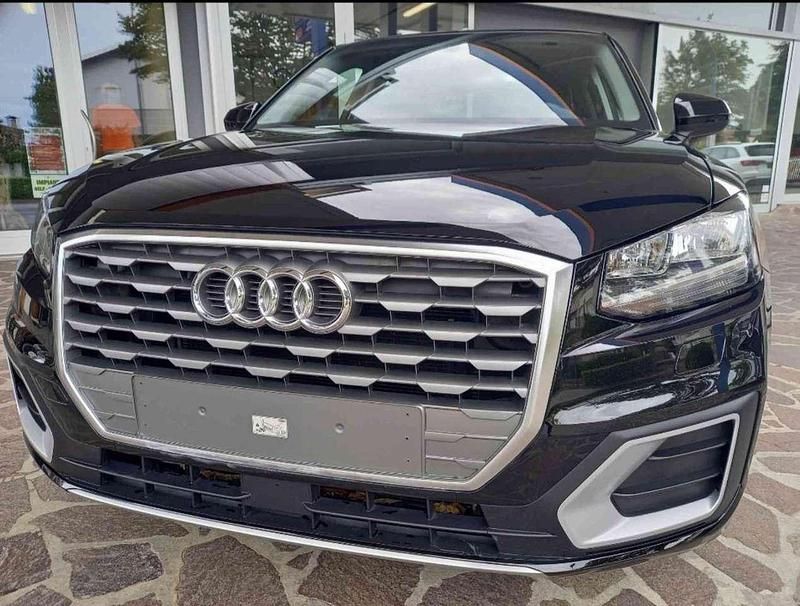 Usata Audi Q2 116 CV (85 kW) 2018 Nero SUV