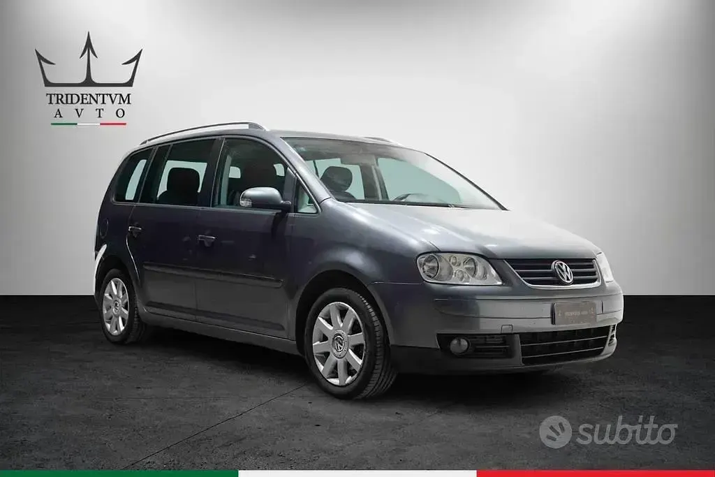 Usata VW Touran Conceptline 105 CV (77 kW) 2006 Grigio Monovolume