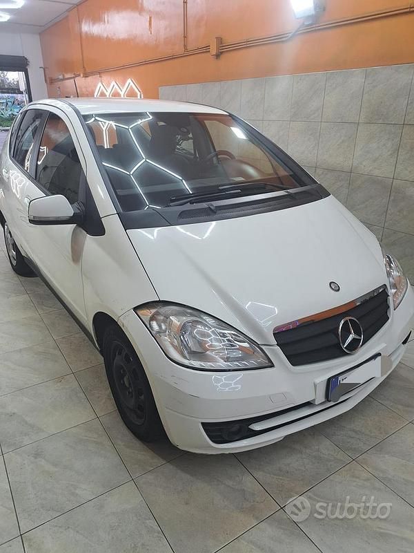 Usata Mercedes A180 2011 Bianco Utilitaria