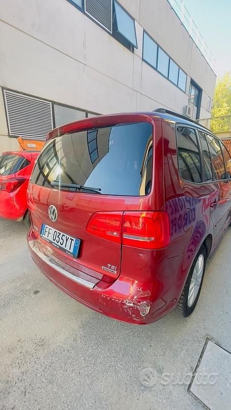 Usata VW Touran Highline 150 CV (110 kW) 2013 Rosso Monovolume