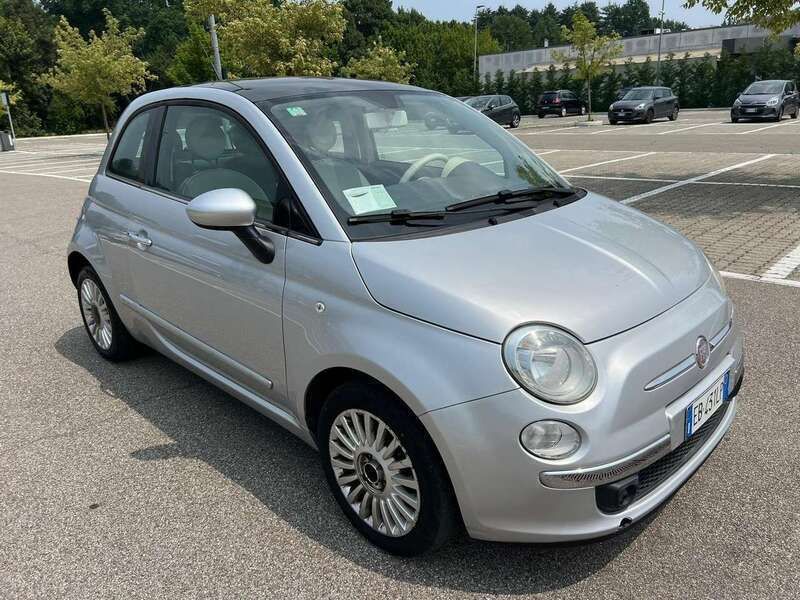 Usata Fiat 500 Lounge 69 CV (50 kW) 2010 Argento Utilitaria