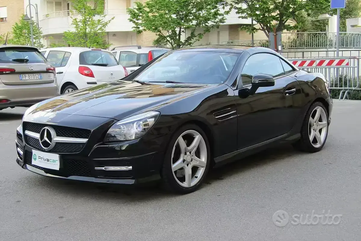 Occasion Mercedes SLK250 Premium 204 ch (150 kW) 2013 Noir Cabriolet